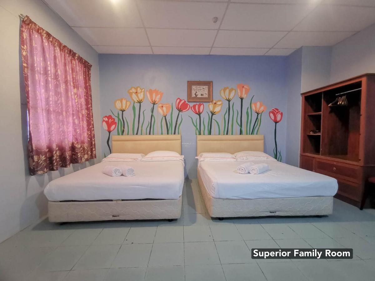 The Zuley Heritage Hotel 2*
